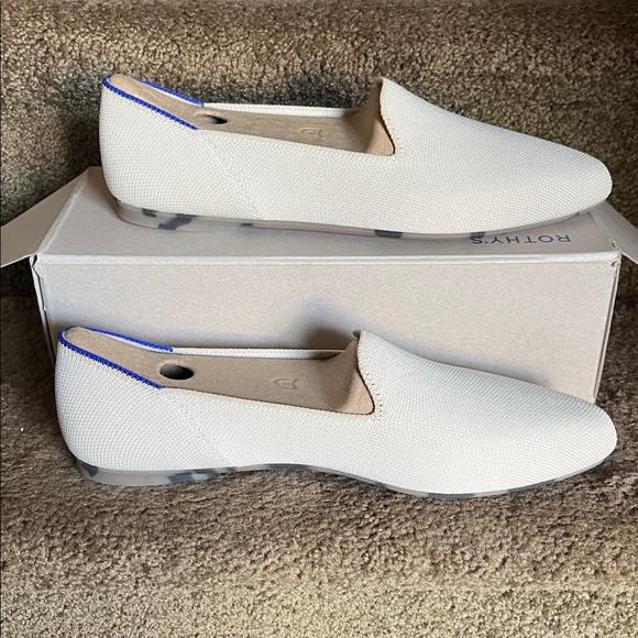 Rothy’s The Almond Loafer in Vanilla Bean New in Box - Picture 4 of 10